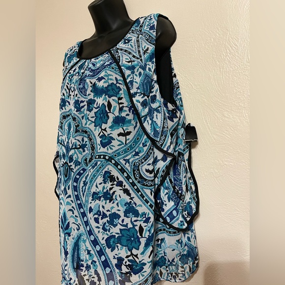 ALYX, size 1X, blue, teal, black, and white dressy tank. - Picture 6 of 9